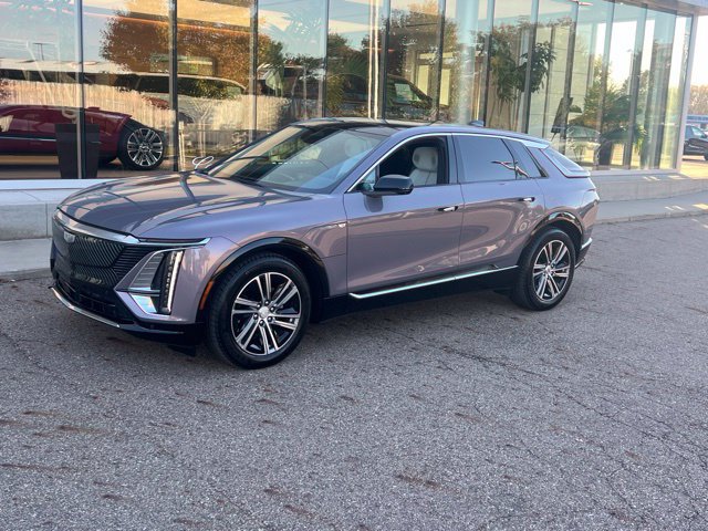 Used 2024 CADILLAC LYRIQ Luxury 2 SUV