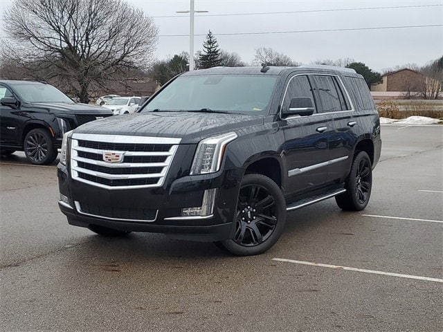 2020 Cadillac Escalade Luxury's photo