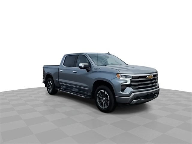 Used 2024 Chevrolet Silverado 1500 High Country with VIN 2GCUDJED4R1240449 for sale in Lansing, MI