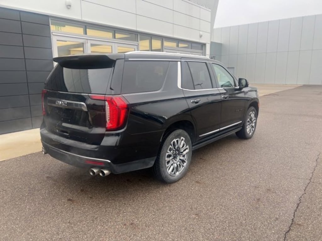 Used 2023 GMC Yukon Denali Ultimate SUV