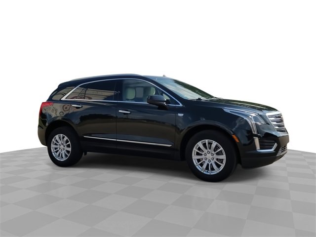 2018 Cadillac XT5 Base photo 2