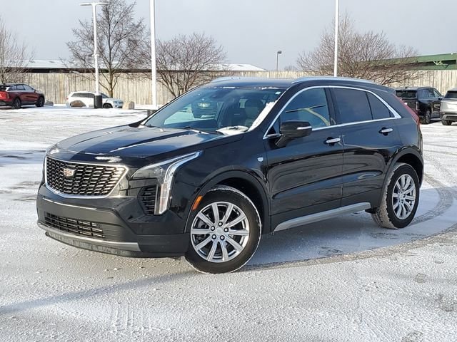 2022 Cadillac XT4 Premium Luxury