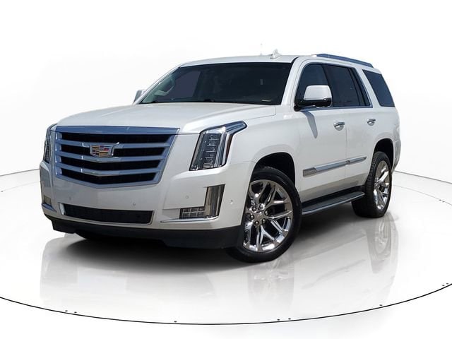 2017 Cadillac Escalade AWD Luxury's photo