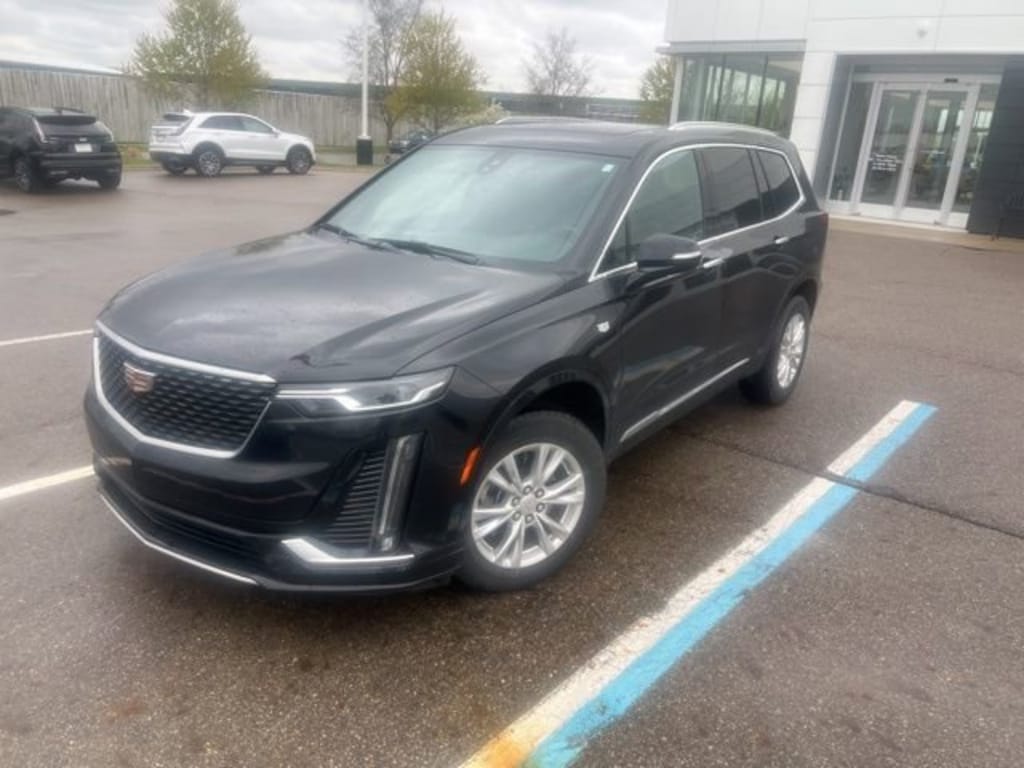 Certified 2025 CADILLAC XT6 Luxury SUV