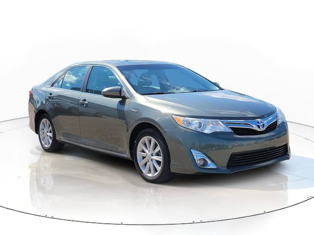 Used 2012 Toyota Camry Hybrid XLE