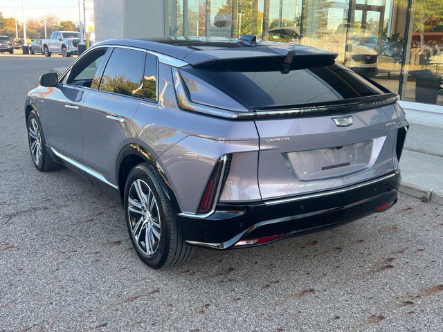 Used 2024 CADILLAC LYRIQ Luxury 2 SUV