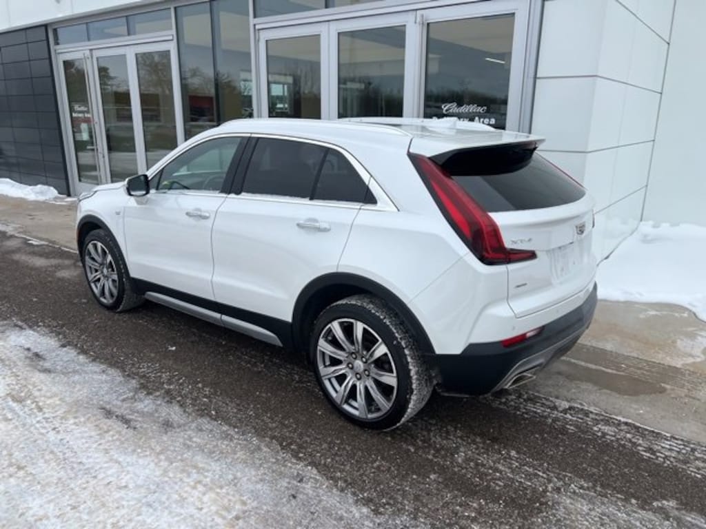 Used 2021 CADILLAC XT4 Premium Luxury SUV