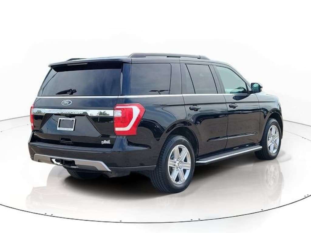 Used 2018 Ford Expedition XLT