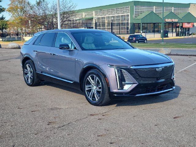 Used 2024 Cadillac LYRIQ Luxury 2 with VIN 1GYKPRRL9RZ127712 for sale in Lansing, MI