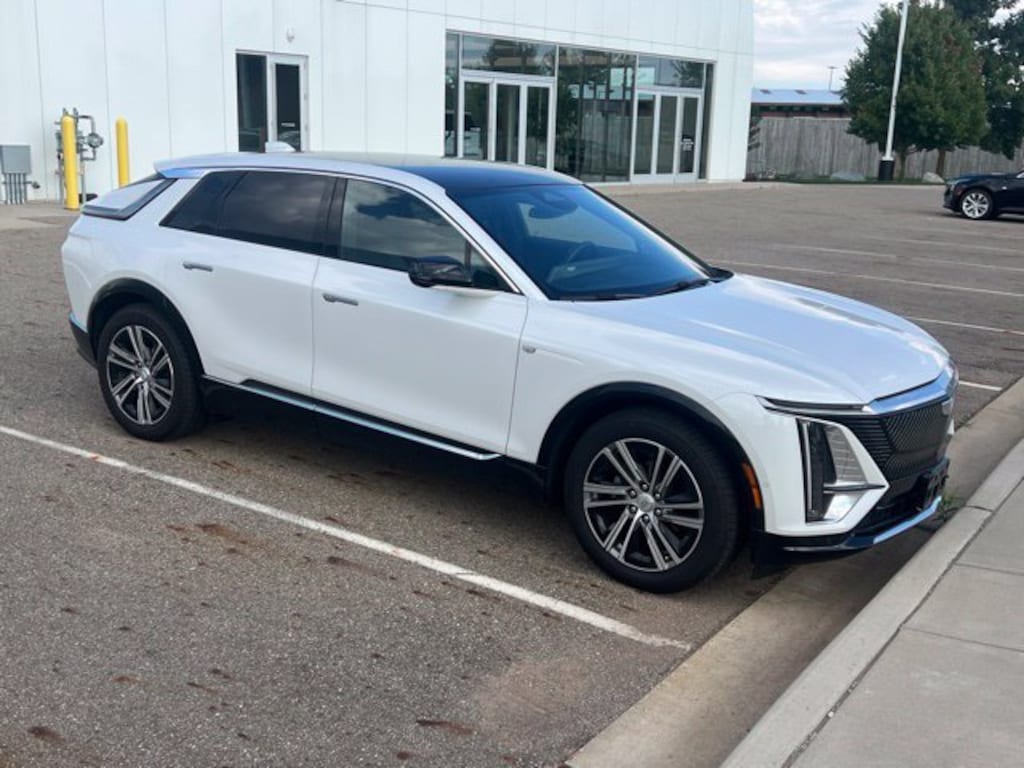 Certified 2024 CADILLAC LYRIQ Luxury 2 SUV