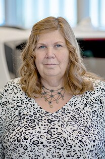 Staff member Linda Toupin from ID_1ead70ff079e