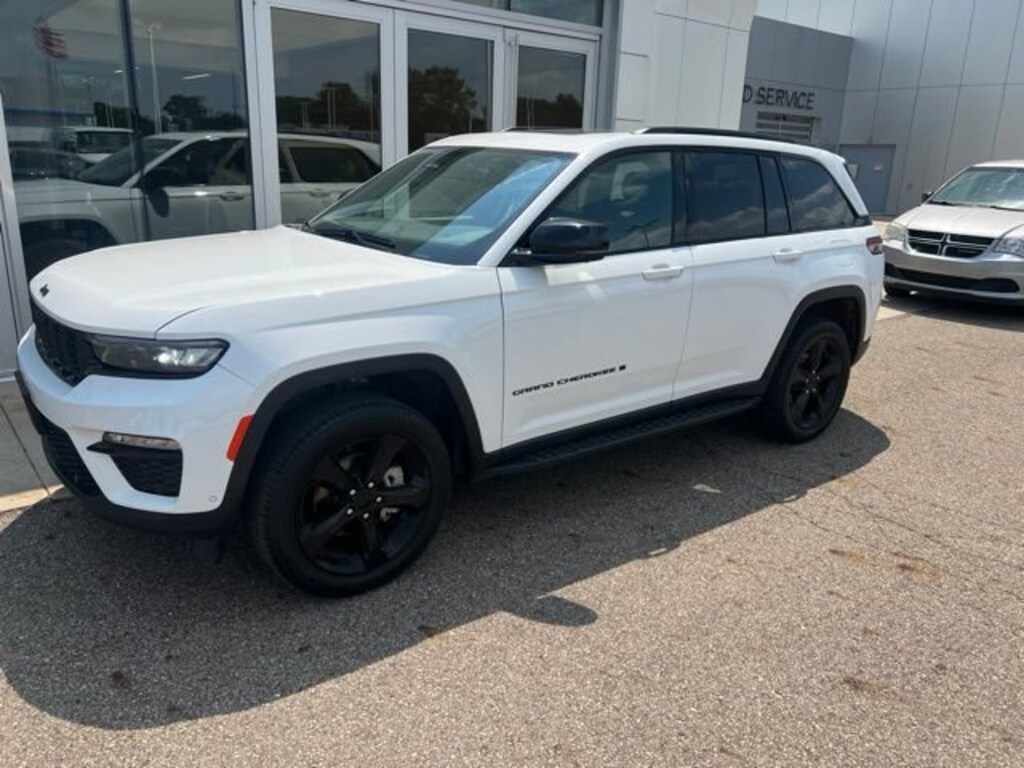 Used 2024 Jeep Grand Cherokee Limited