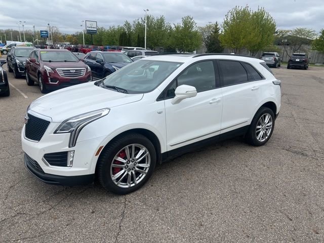 2022 Cadillac XT5 Sport AWD's photo