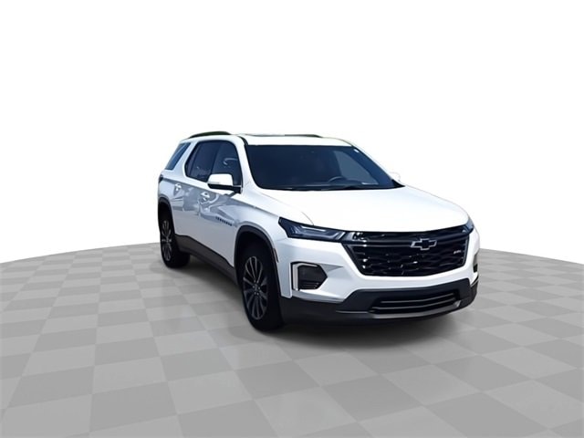 Used 2023 Chevrolet Traverse RS with VIN 1GNEVJKW3PJ239634 for sale in Lansing, MI