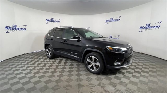 Used 2020 Jeep Cherokee Limited with VIN 1C4PJMDN9LD564705 for sale in Lansing, MI