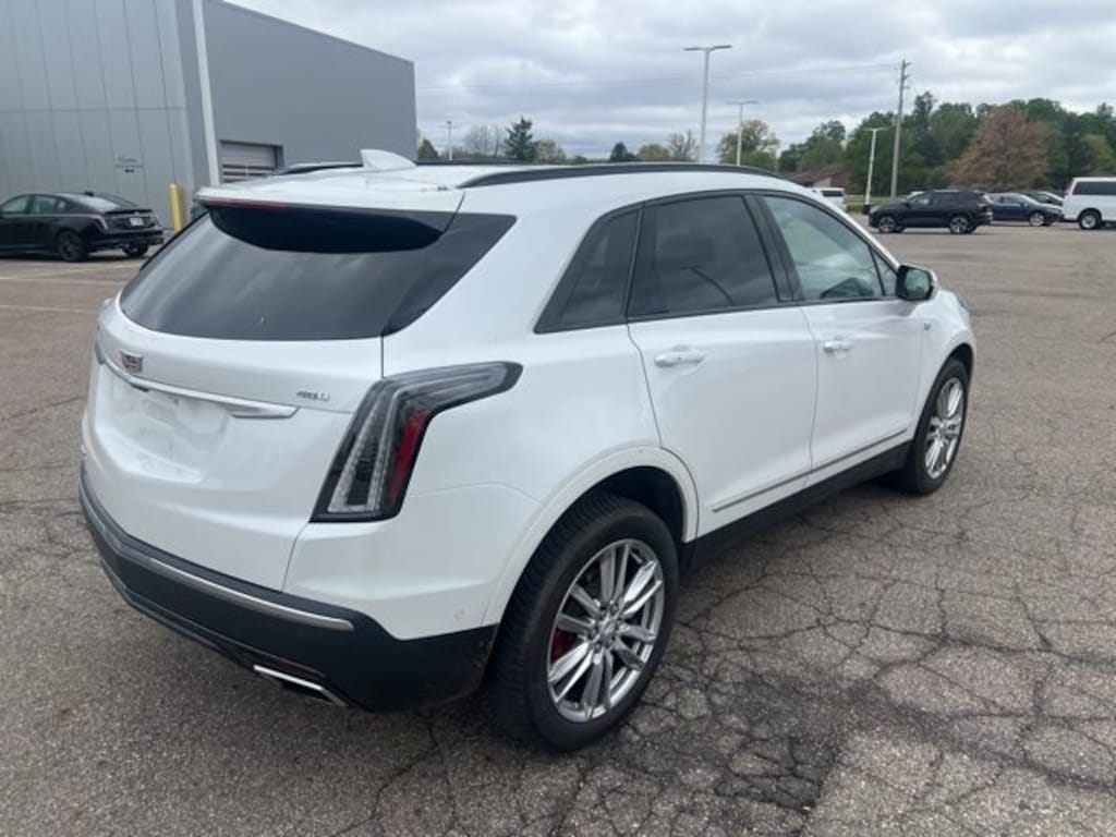 Used 2022 CADILLAC XT5 Sport SUV