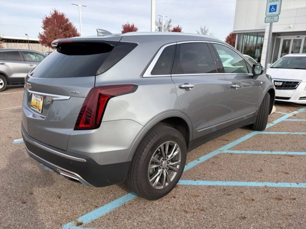 Used 2023 CADILLAC XT5 Premium Luxury SUV