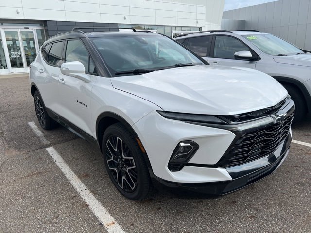 2023 Chevrolet Blazer RS photo 4