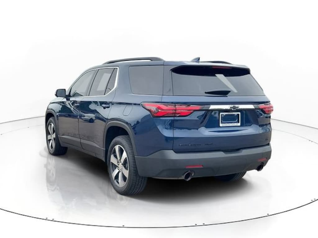 Used 2023 Chevrolet Traverse LT Leather SUV