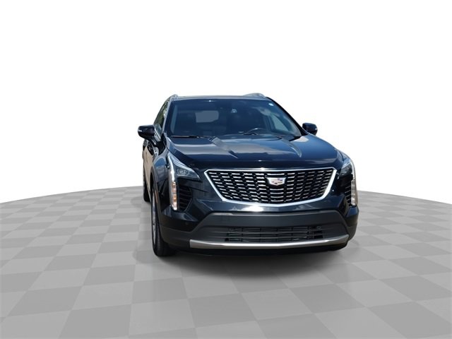 2023 Cadillac XT4 Premium Luxury photo 3