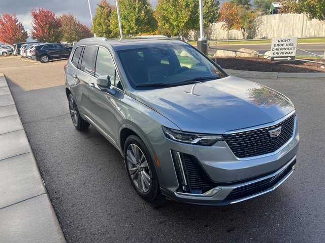 2023 Cadillac XT6 Premium Luxury photo 2