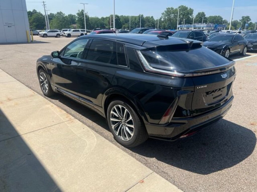 Used 2024 CADILLAC LYRIQ Sport 2 SUV