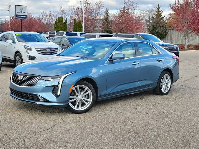2023 Cadillac CT4 Luxury