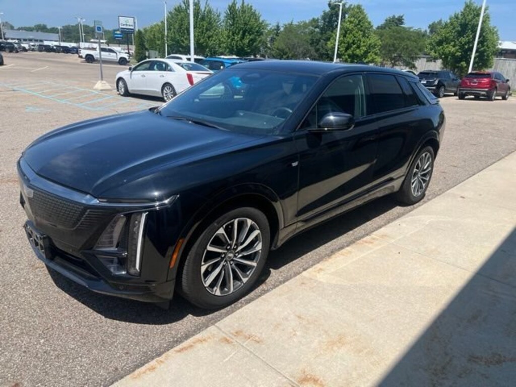 Used 2024 CADILLAC LYRIQ Sport 2 SUV