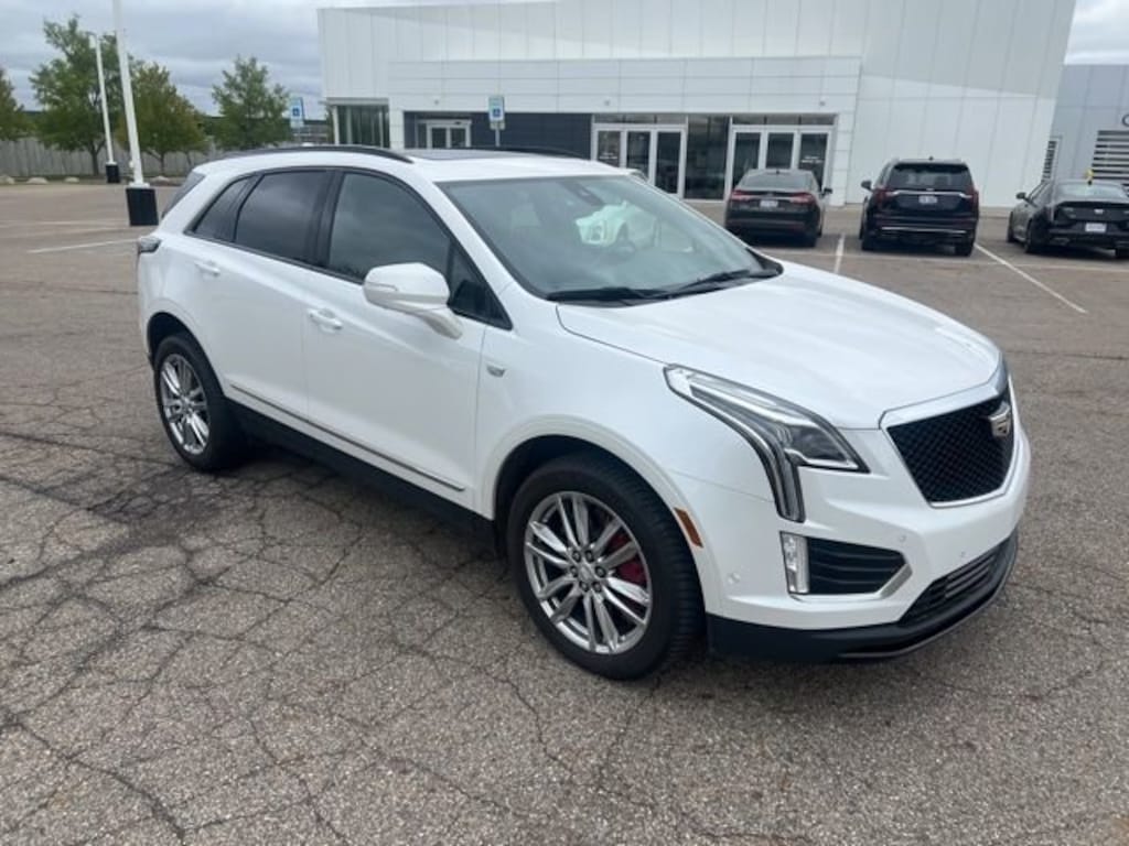 Used 2022 CADILLAC XT5 Sport SUV