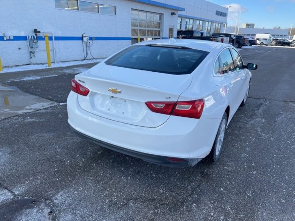 Used 2023 Chevrolet Malibu LT Car
