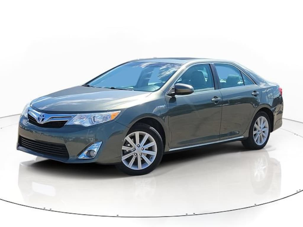 Used 2012 Toyota Camry Hybrid XLE
