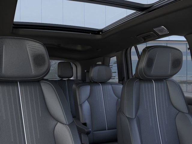 2026 Cadillac VISTIQ Luxury - Photo 24