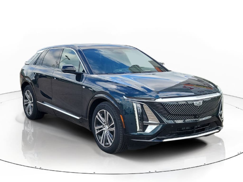 Used 2024 CADILLAC LYRIQ Luxury 2 SUV