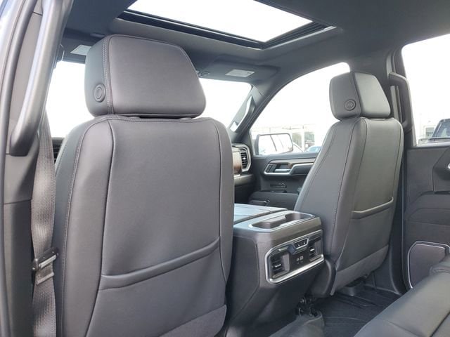 2025 Chevrolet Silverado 1500 High Country - Photo 28
