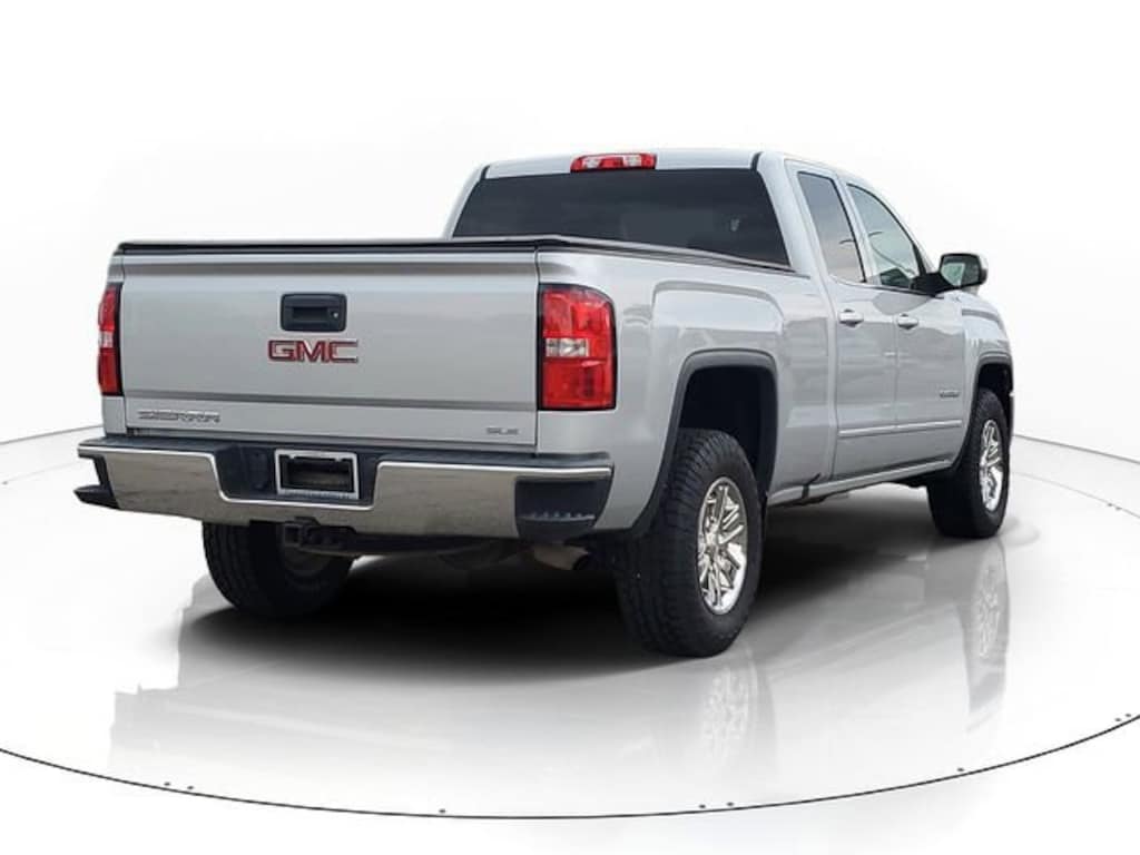 Used 2017 GMC Sierra 1500 SLE Truck