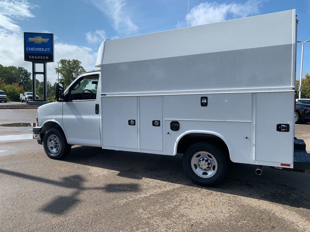 New 2025 Chevrolet Express Cutaway 3500 1WT Cutaway Van