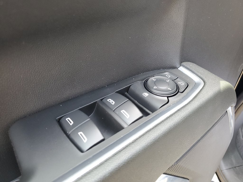 2023 Chevrolet Silverado 1500 LT - Photo 29