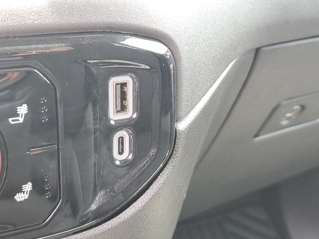 2023 Chevrolet Silverado 1500 LT - Photo 23