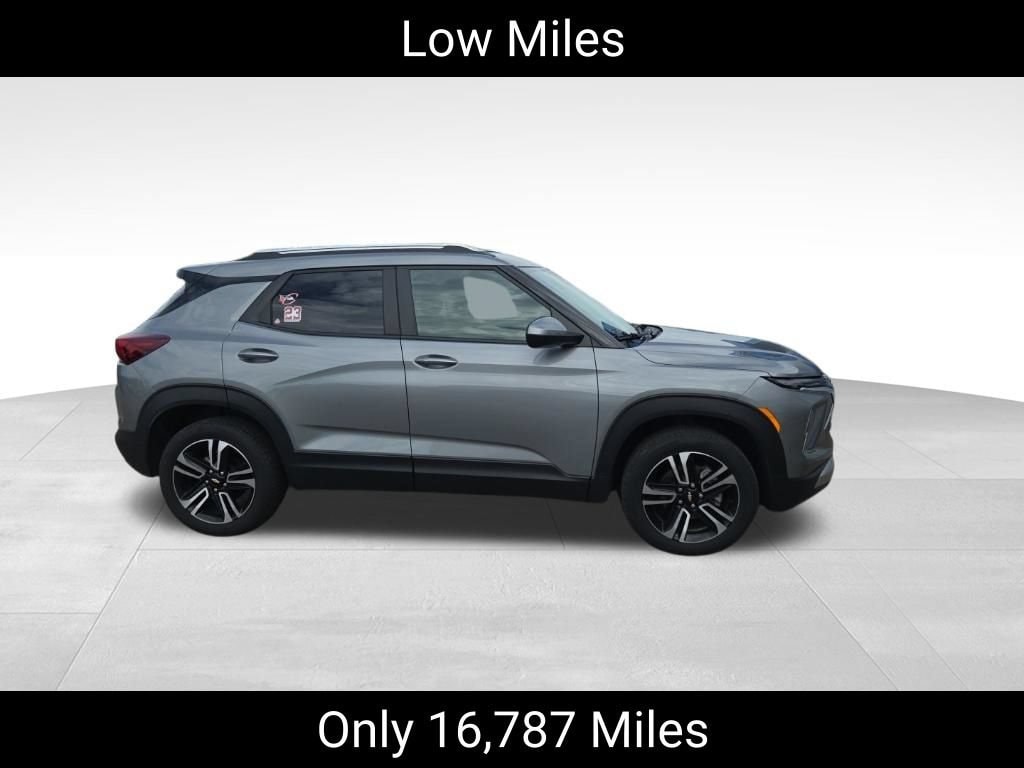 Used 2024 Chevrolet Trailblazer LT SUV