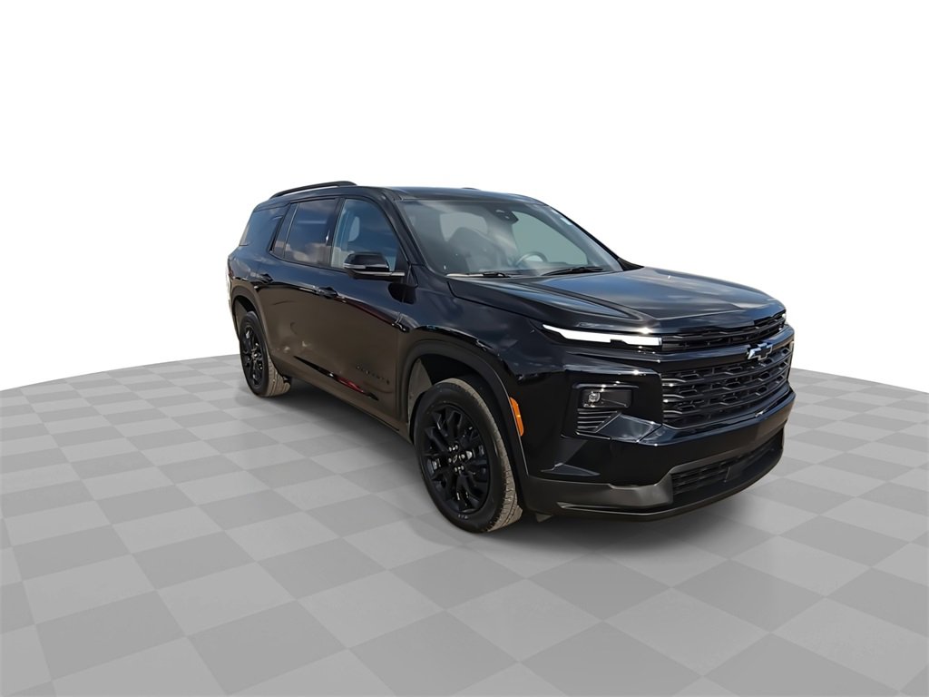 2024 Chevrolet Traverse photo 2