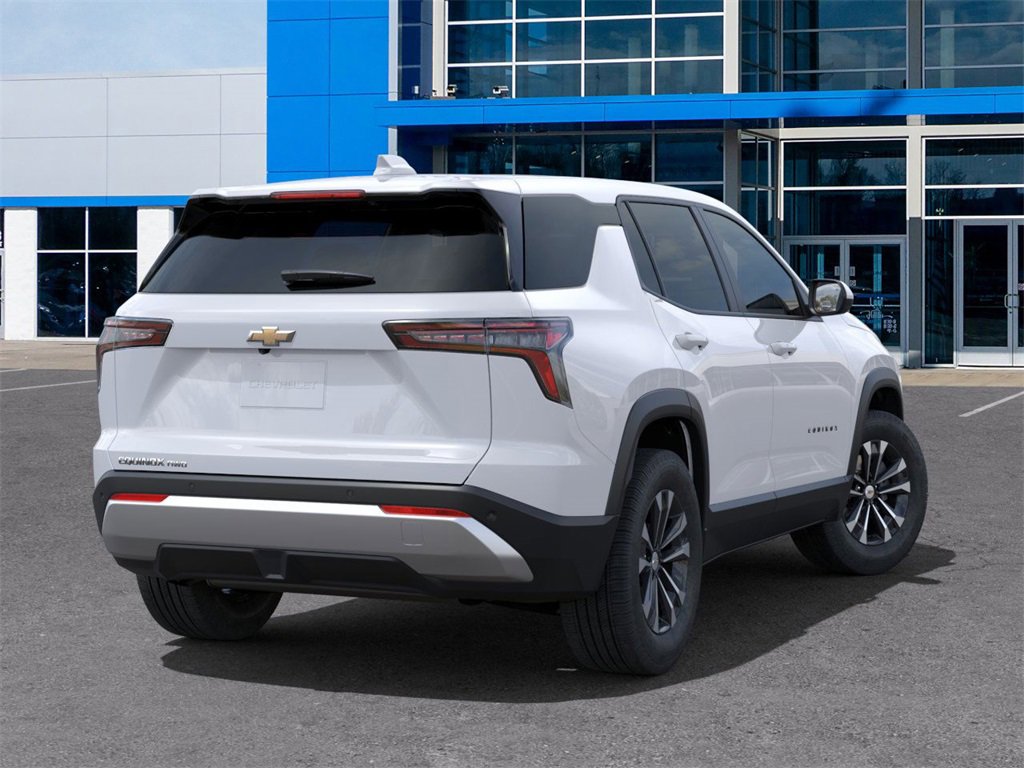 2026 Chevrolet Equinox LT photo 2