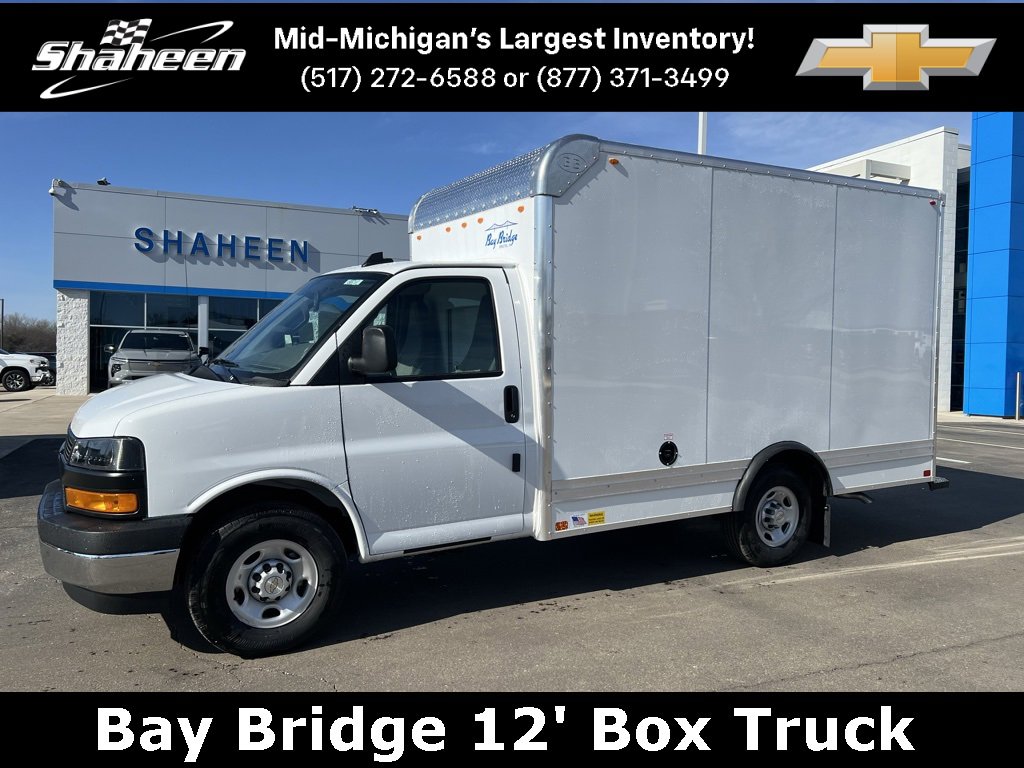 2024 Chevrolet Express Cutaway Base's photo