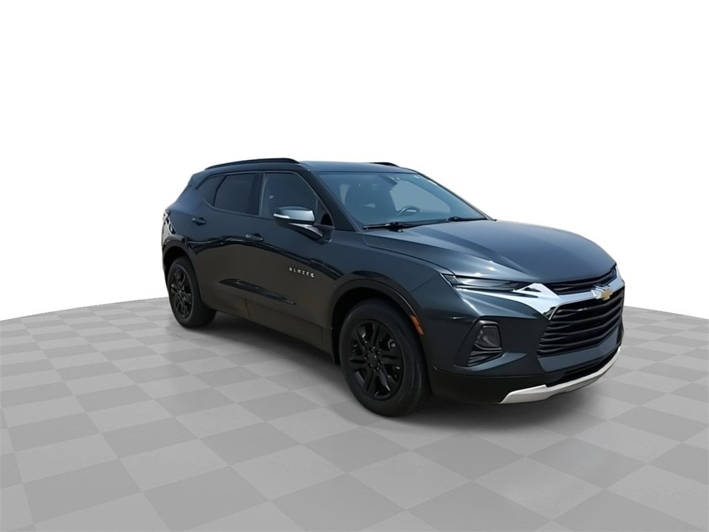 Used 2019 Chevrolet Blazer 2LT with VIN 3GNKBGRS9KS570100 for sale in Lansing, MI