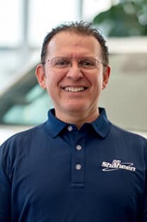 Staff member Erick Pardo from ID_35912740ec8a