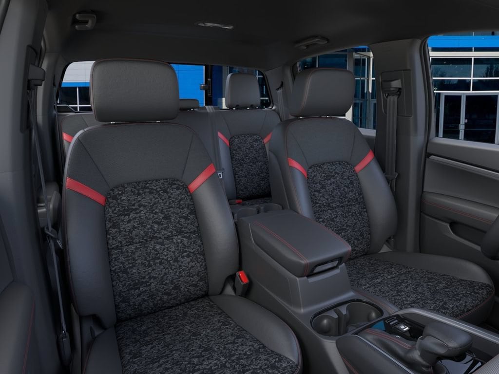 2026 Chevrolet Colorado Z71 - Photo 17