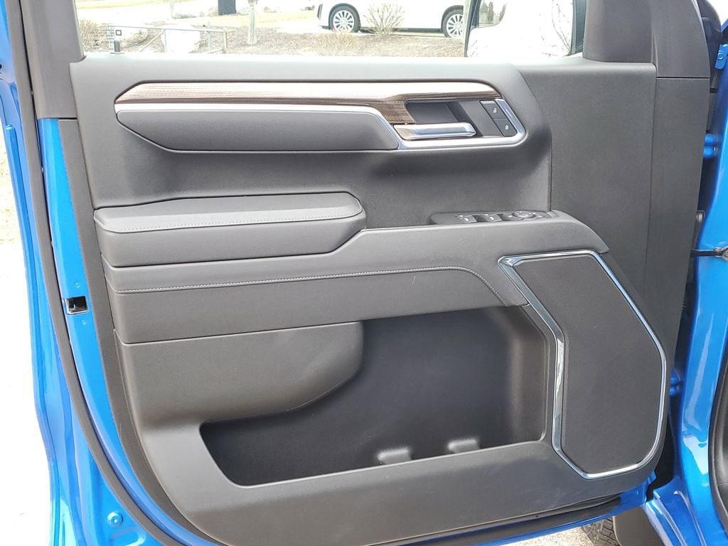 2025 Chevrolet Silverado 1500 RST - Photo 25