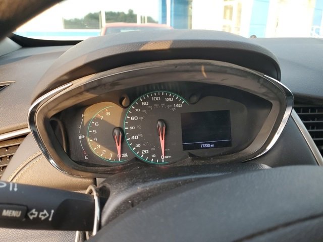 2019 Chevrolet Trax LS photo 3