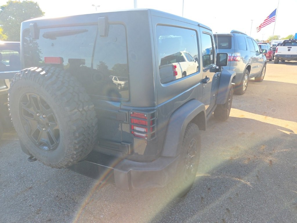 2017 Jeep Wrangler Willys Wheeler photo 2