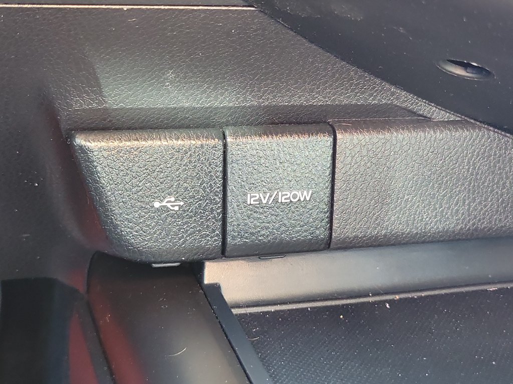 2023 Toyota Camry SE - Photo 22