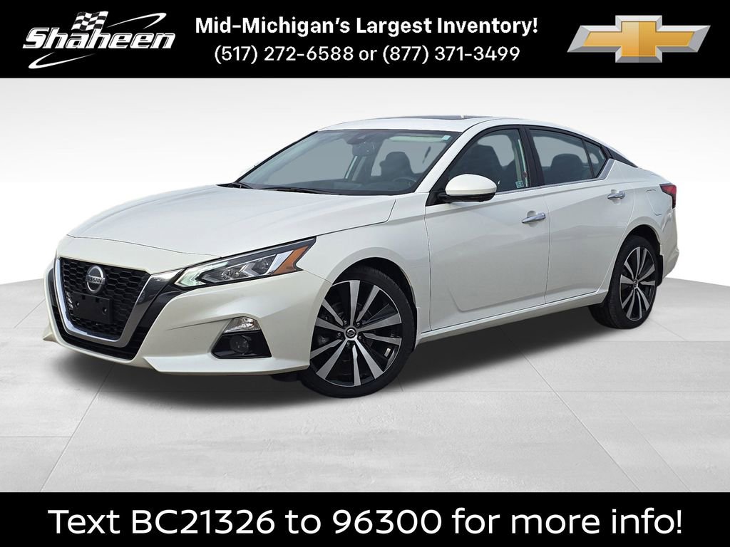 2022 Nissan Altima Platinum's photo